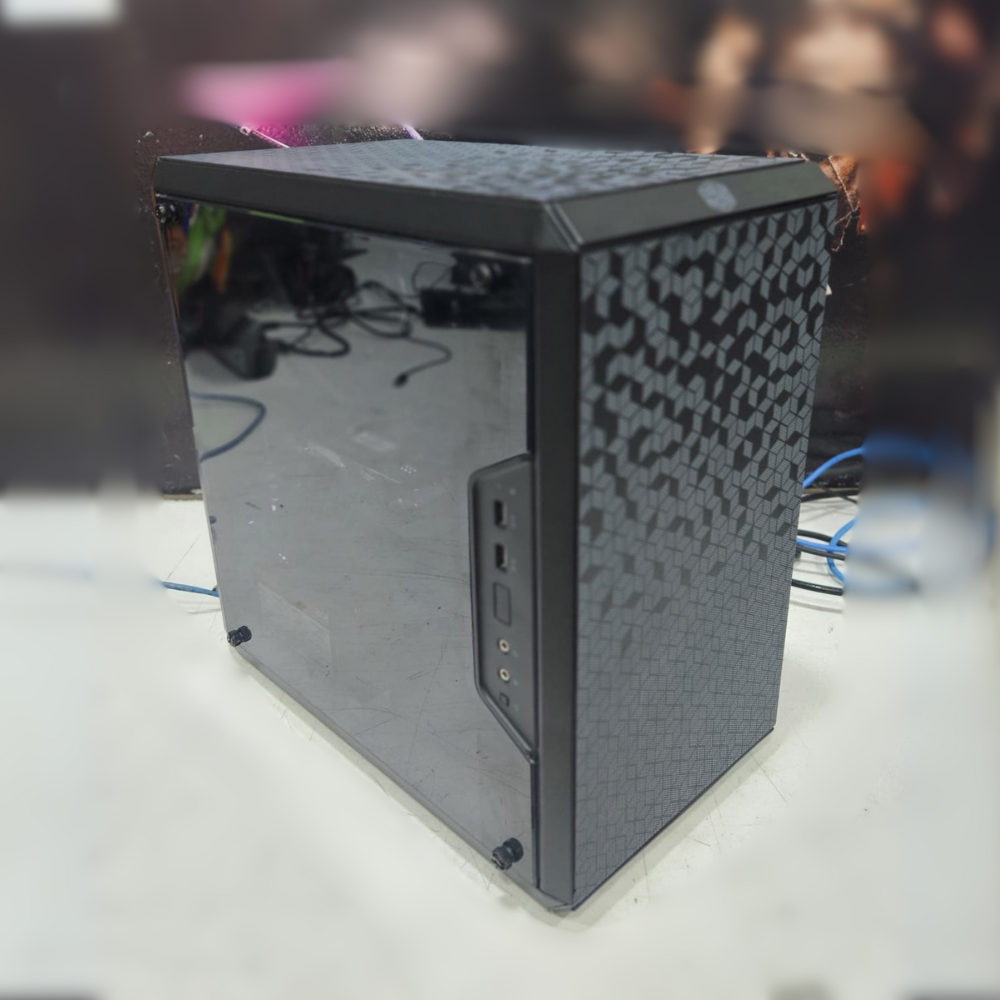 PC PRETO COOLER MASTER I7 9° GEN + RX 580